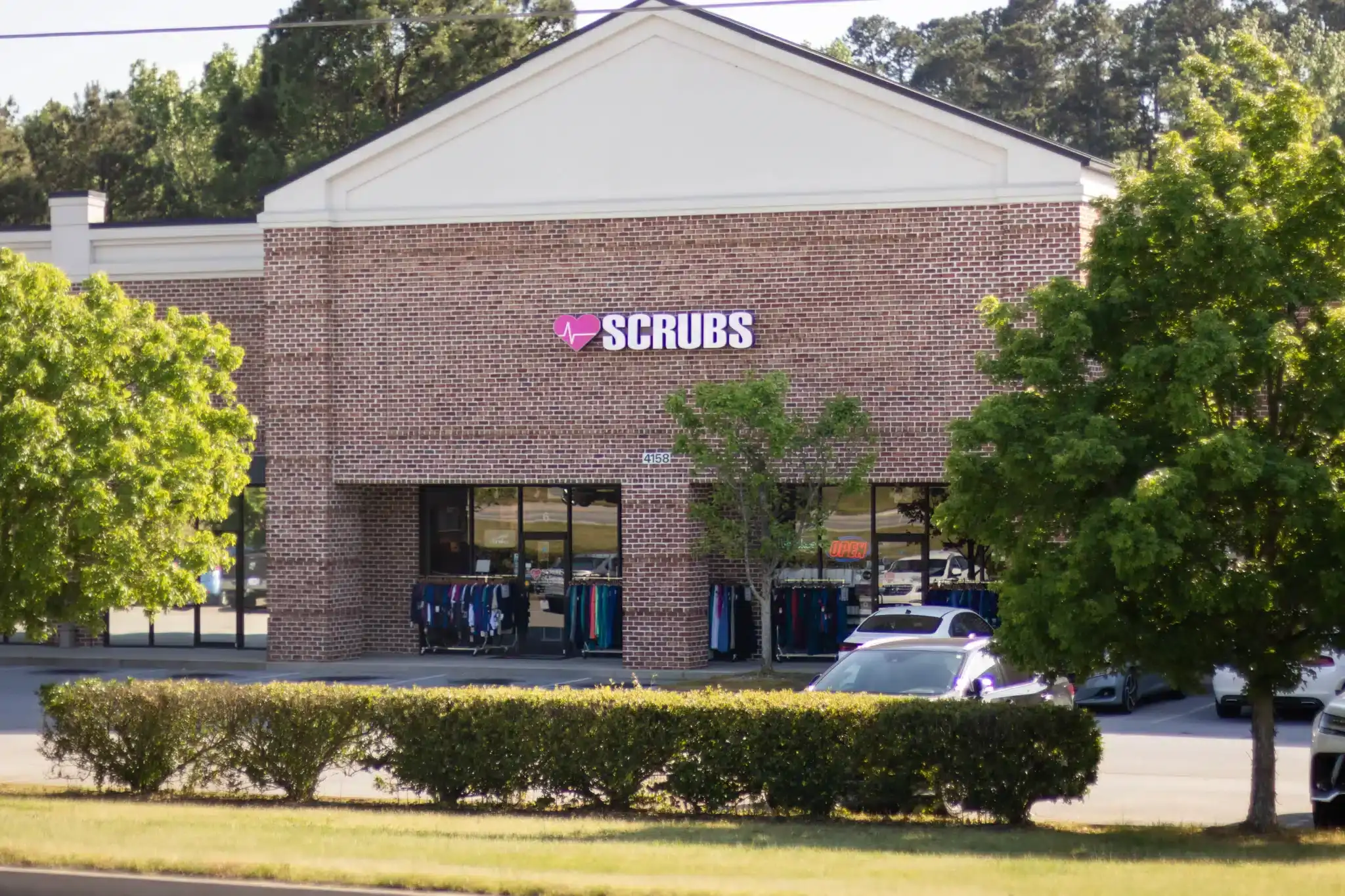 Discover top-quality medical uniforms in evans, ga. Shop now for the best nursing scrubs tailored for healthcare professionals.