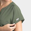 Women'S Dolman 3 Pocket Top | 5003 12 Momentum by maevn 5003 womenstuckabledolmantop olive olv 05 maevn scrubs